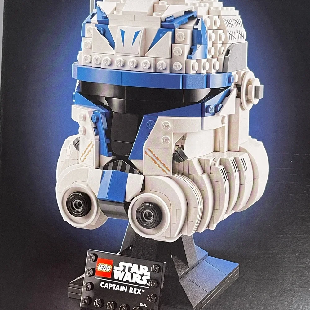 LEGO Star Wars Captain Rex Helmet 75349 854 PCs 18+ NIB Sealed - Picture 2 of 7